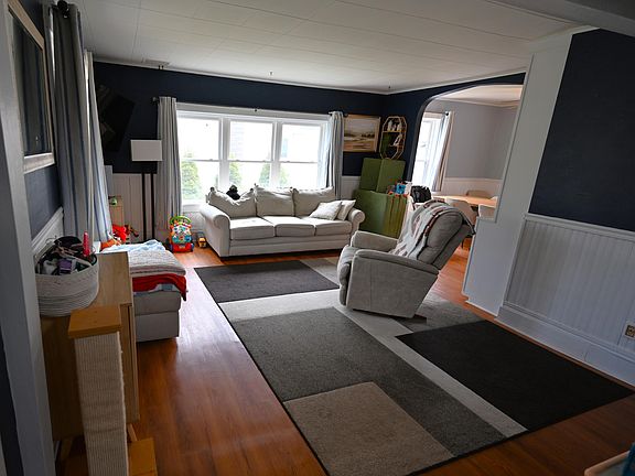 4th image of 48 Williamson St