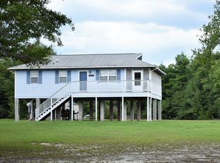 2227 Shady Hollow Ln, Caryville, FL 32425