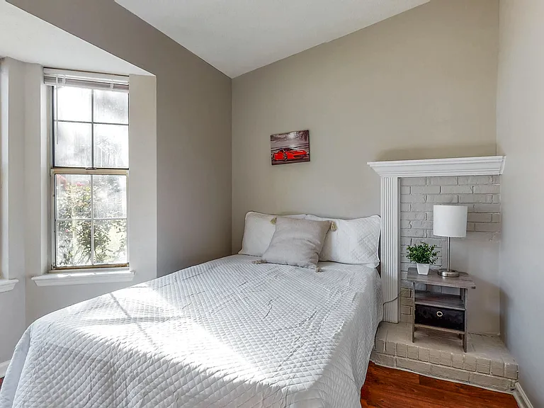 Marbut Forest Dr — Photo 1