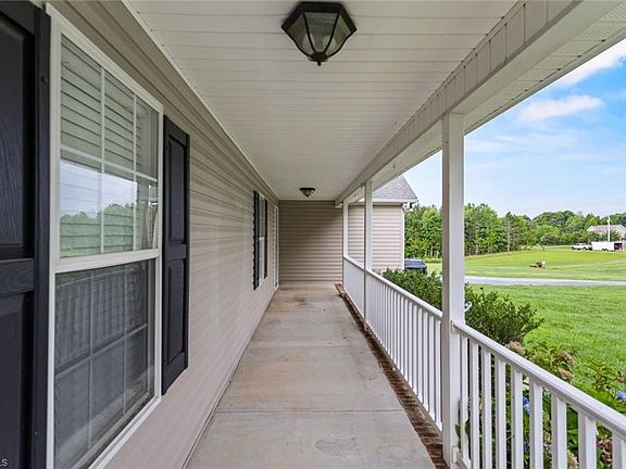 4th image of 6050 Griffin Dr