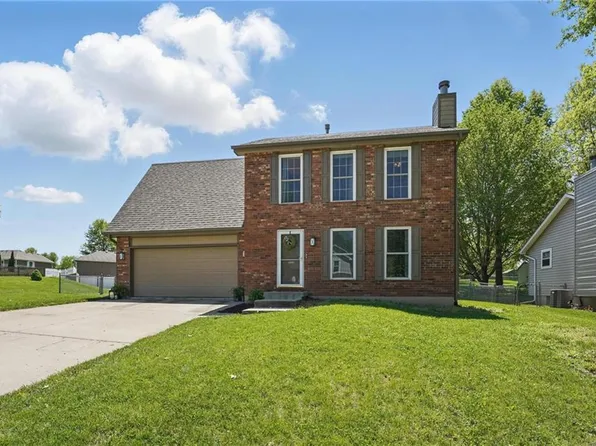 543 Lauren St, Liberty, MO 64068