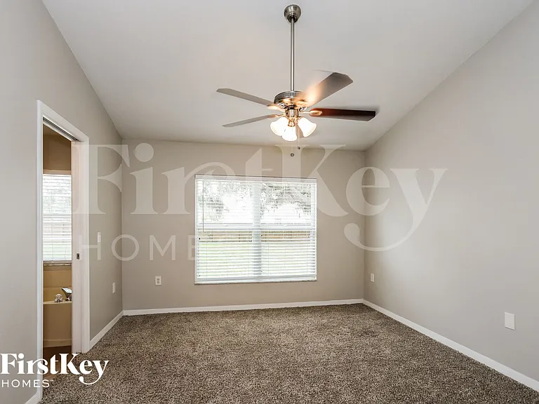 10709 Deepbrook Dr — Photo 11