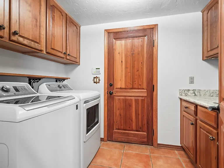5480 W Sharpshooter Ct — Photo 35