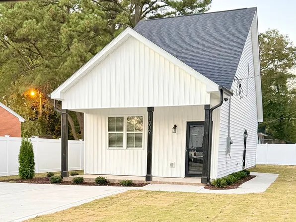 1009 Rountree Ave SE, Wilson, NC 27893