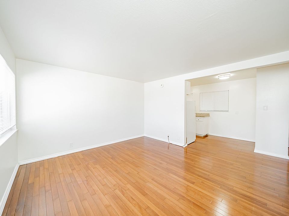 1st image of 354 Vernon St APT 202