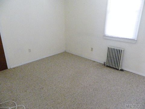4th image of 4 Woodlawn Ave