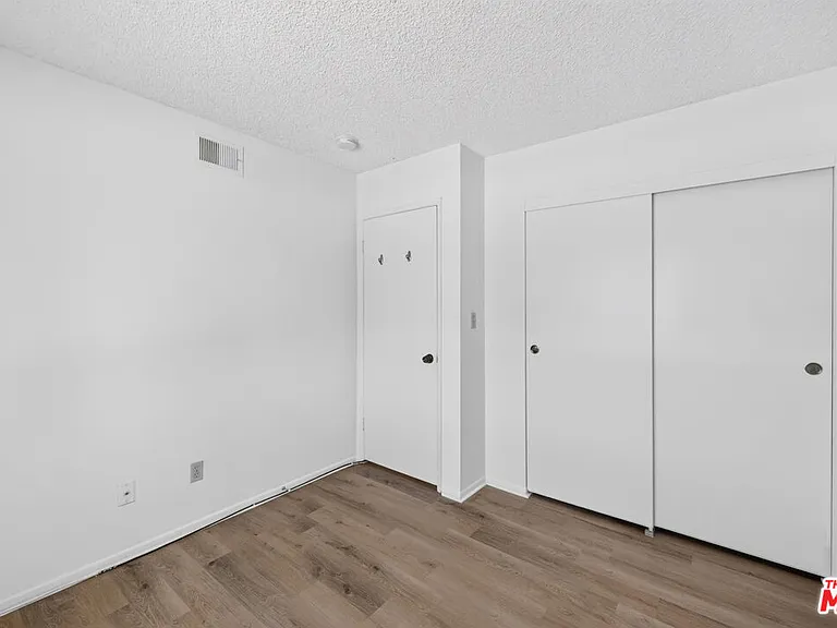 19221 Sherman Way #40 — Photo 17