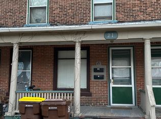 21 W Washington St #1/2, Freeport, IL 61032