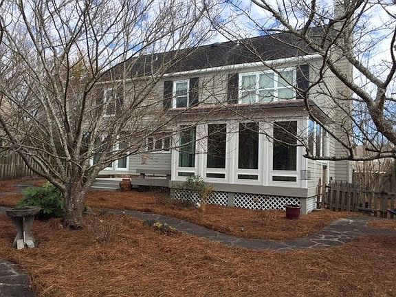 2nd image of 4004 Providence Ct