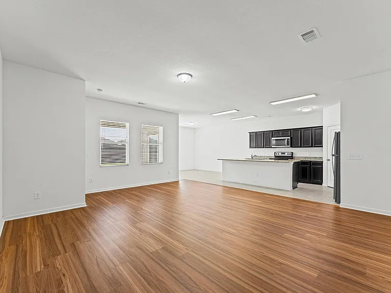 10132 Pappas Dr — Photo 6