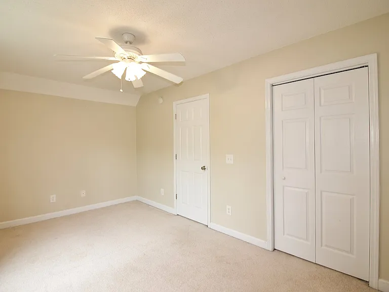 129 Lori Ln — Photo 41