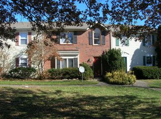 3155 Pimlico Pkwy, Lexington, KY 40517