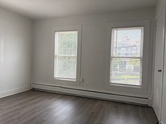 166 Rochelle Ave #2 — Photo 6