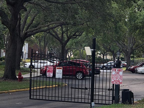 2nd image of 10122 Winsford Oak Blvd APT 418