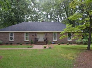1209 Dunbar Dr, Laurinburg, NC 28352