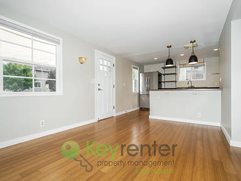 6707 34th Ave SW — Photo 5