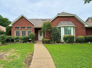 2109 Windy Ridge Ln, Garland, TX 75044