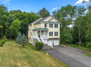 13404 Darnestown Rd, Gaithersburg, MD 20878