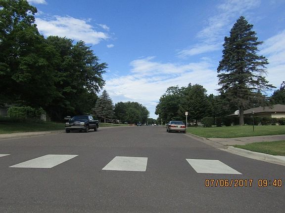 5th image of 421 5th Ave NW