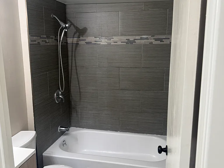 125 S Clubhouse Dr SW #7 — Photo 6
