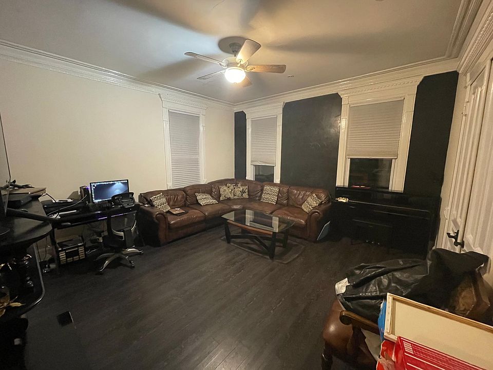 1st image of 138 Archer Ave