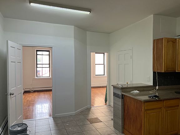 2nd image of 107-13 Northern Blvd #2