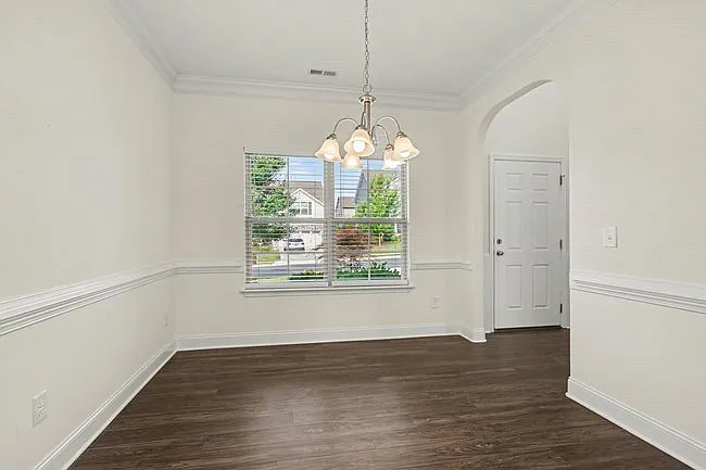 5614 Edgartown St — Photo 10
