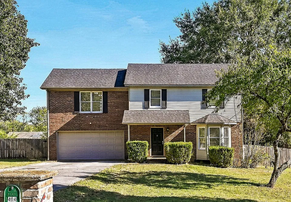 404 Hump Cir