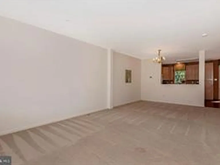13118 Shamrock Glen Dr — Photo 3