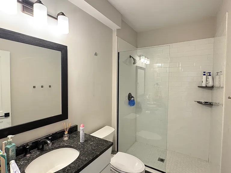 1 Cedar St #1 — Photo 23
