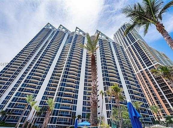 3rd image of 17555 Collins Ave APT 4102