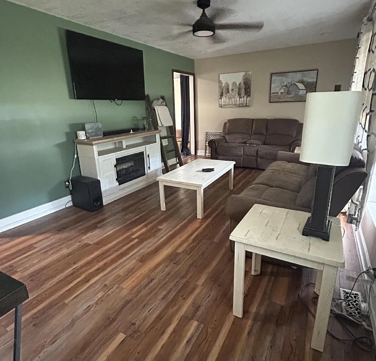 3 bed, 1.5 bath, 1175 sqft, $2,000 — Photo 3