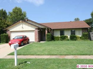 1308 W Birmingham St S, Broken Arrow, OK 74011