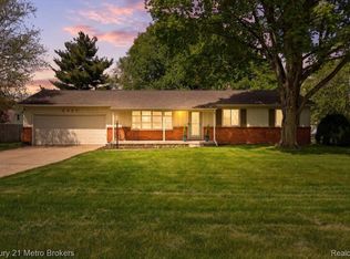 5457 N Seymour Rd, Flushing, MI 48433