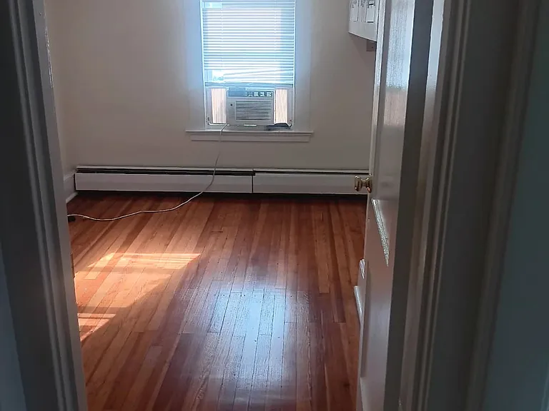1032 Campbell Ave #3 — Photo 12