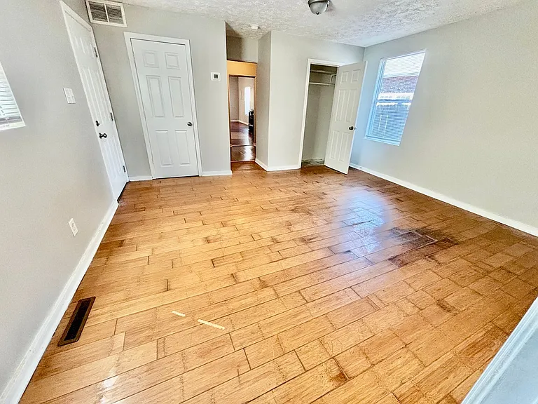 111 Marne Ave — Photo 26