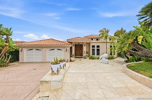 1011 Avenida Amantea Photo 1