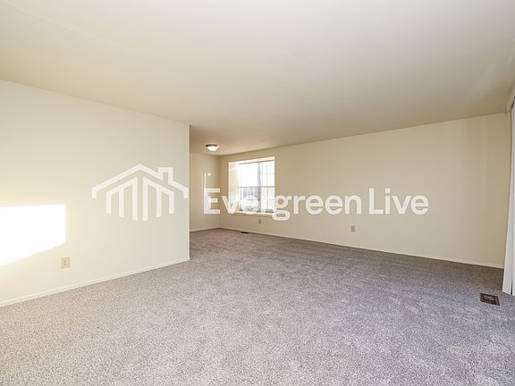 3rd image of 5827 Troy Villa Blvd