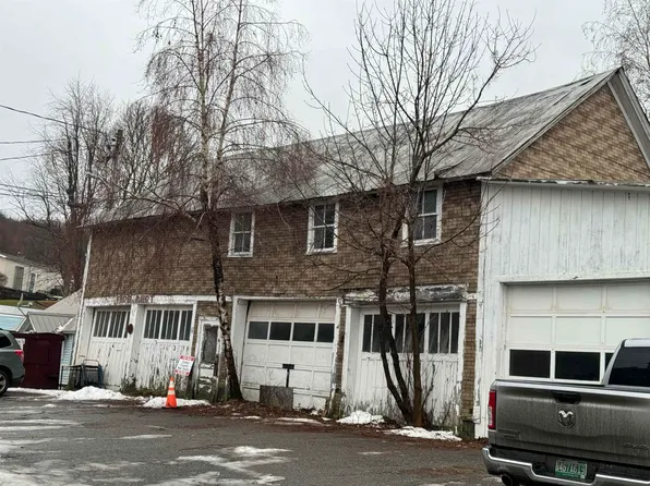 34 Ducharme Drive, Derby, VT 05830