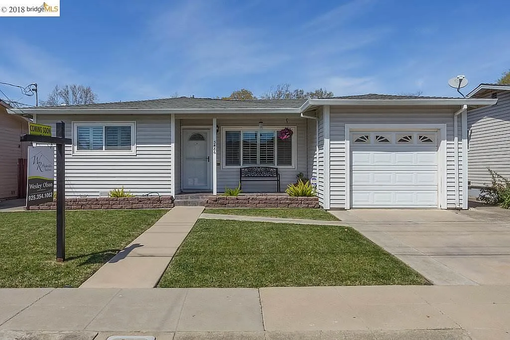 3486 Madeira Way photo 1