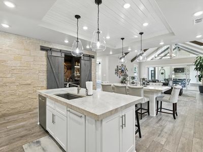 305 Denton Dr, Roanoke, TX, 76262