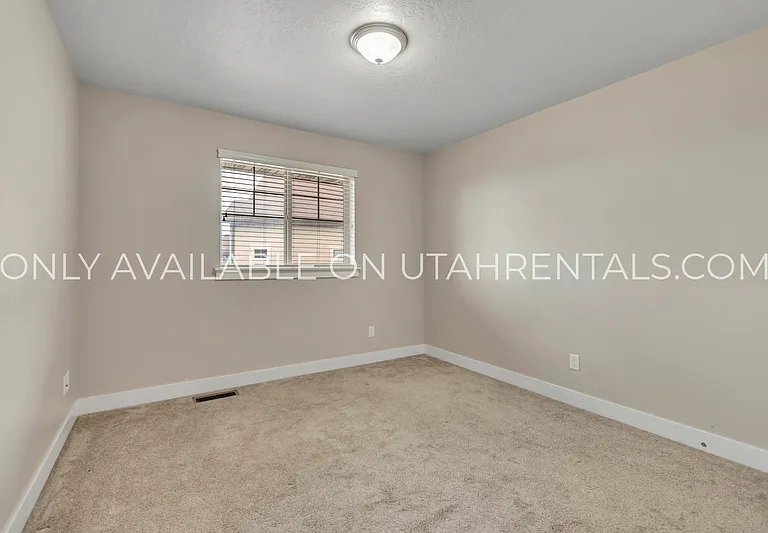 1638 E Aspen Loop — Photo 21