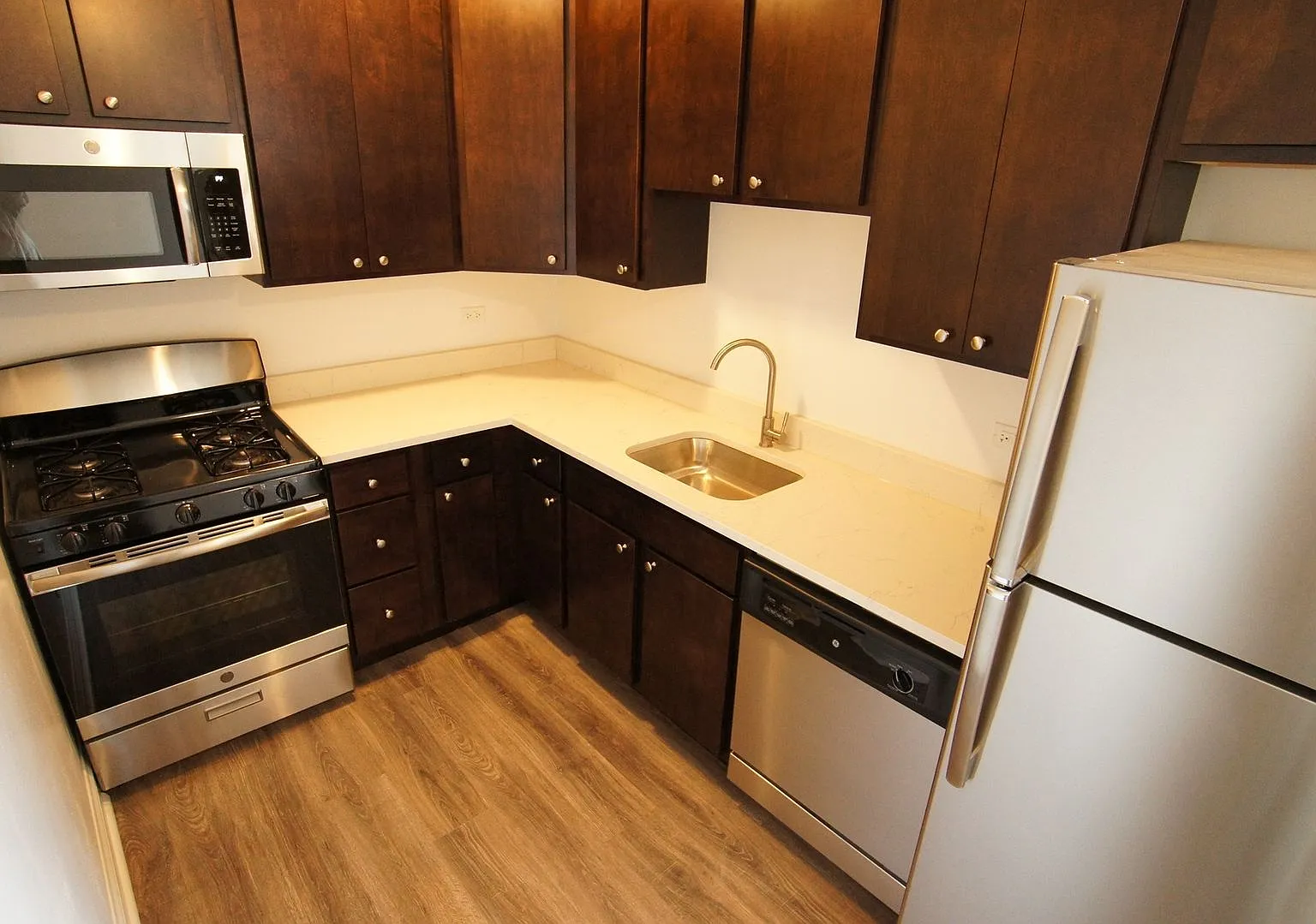 2936 Palmer LLC — Photo 4