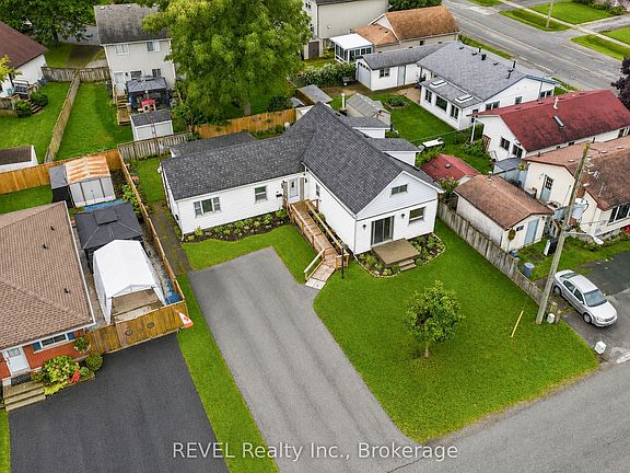 4th image of 42 Wildwood Rd