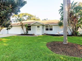 1598 Sunset Point Rd, Clearwater, FL 33755