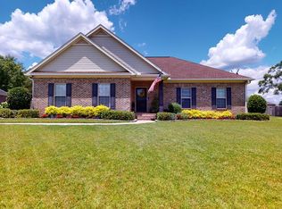 106 Barnwell Ln, Dothan, AL 36305