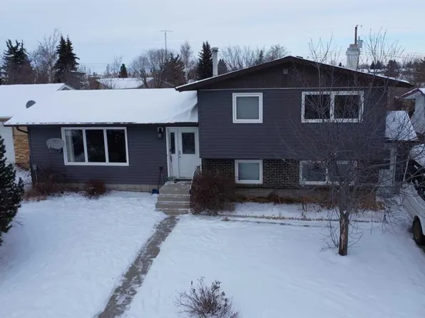 608 S 7th Ave W, Hanna, AB T0J 1P0