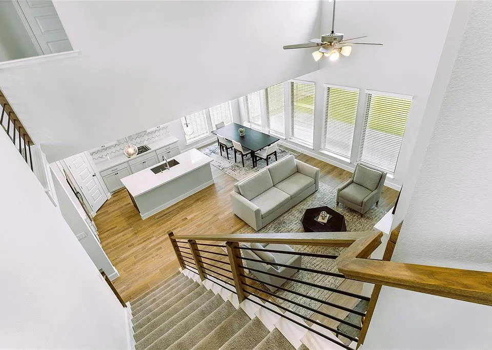 1208 Glen Heather Dr