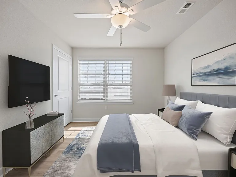 Harbor Village Apartments — Photo 70