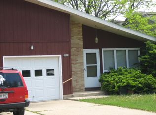 2724 Lyman Ln, Fitchburg, WI 53711